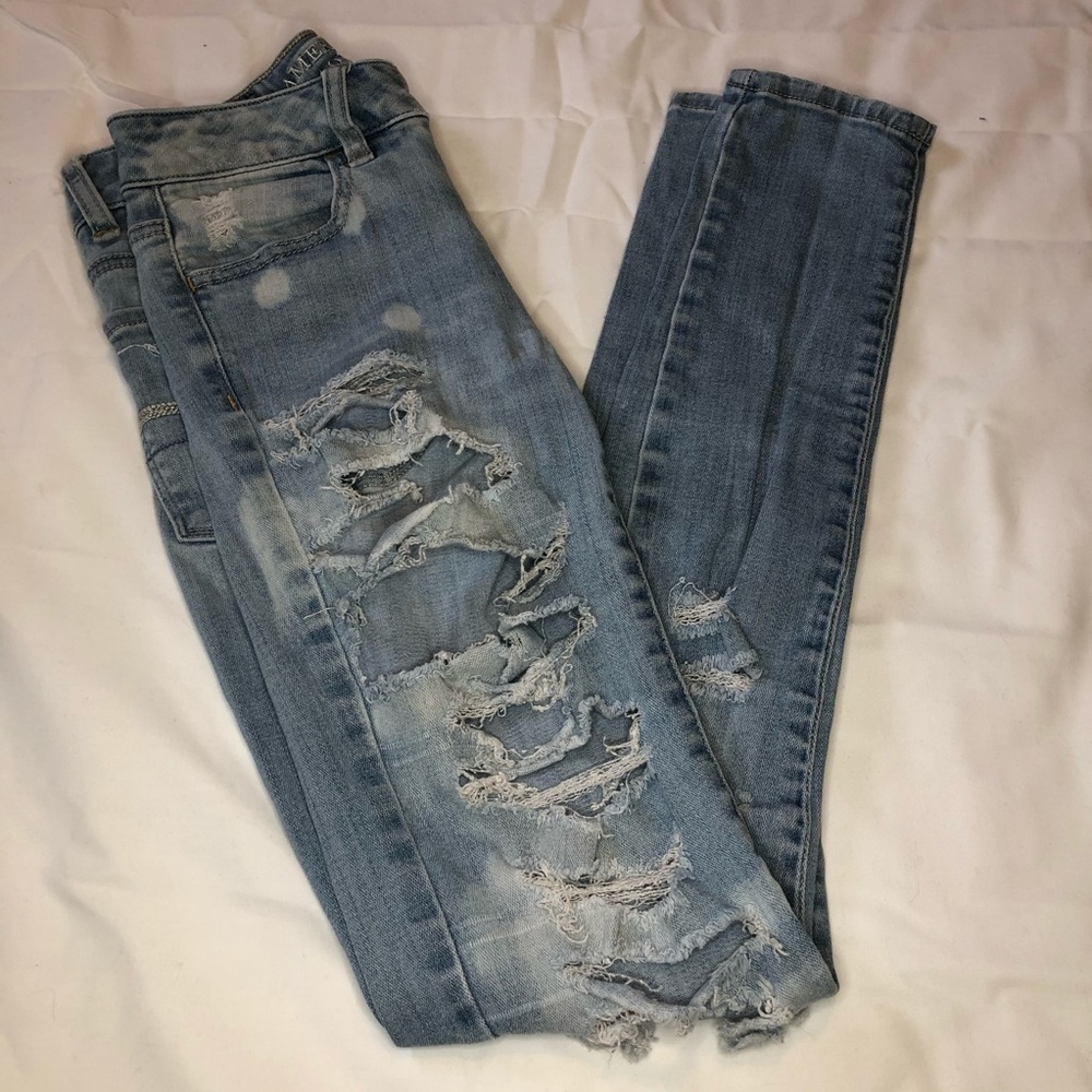 Hi-Rise Ripped Jeggings - Picture 2 of 15